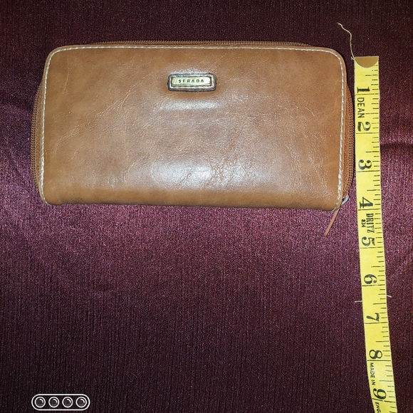 Large Wallet - Picture 2 of 4